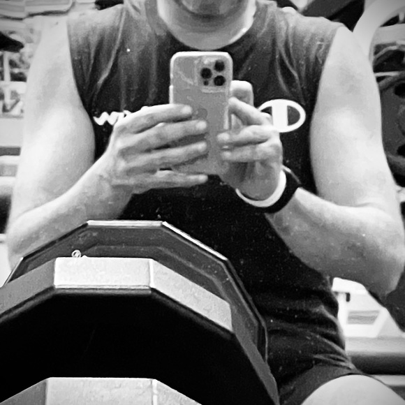 Meet your Posher, Jay - Picture 4 of 4